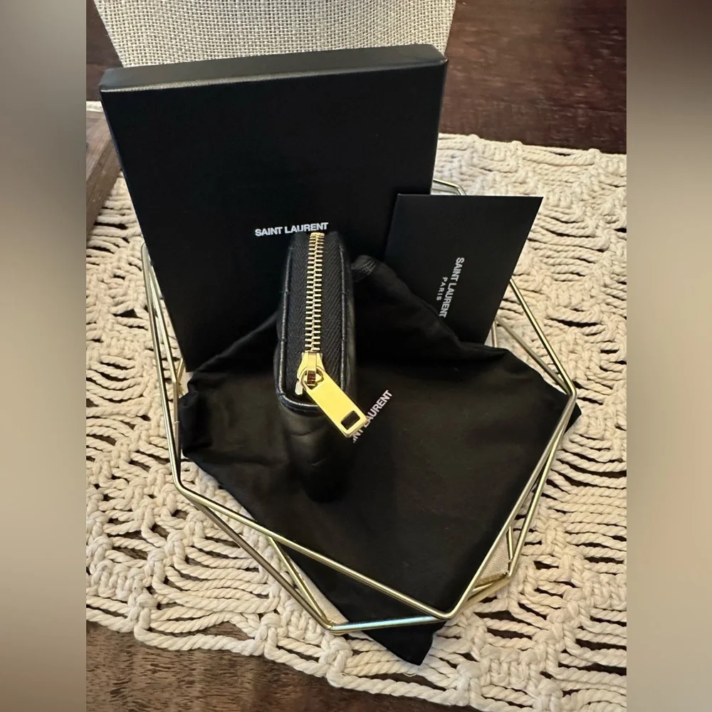 Saint Laurent Cassandre Zip Around Wallet In Lambskin - Black/Gold - Picture 3 of 6